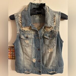 🔥🔥RWH Distressed Denim Vest